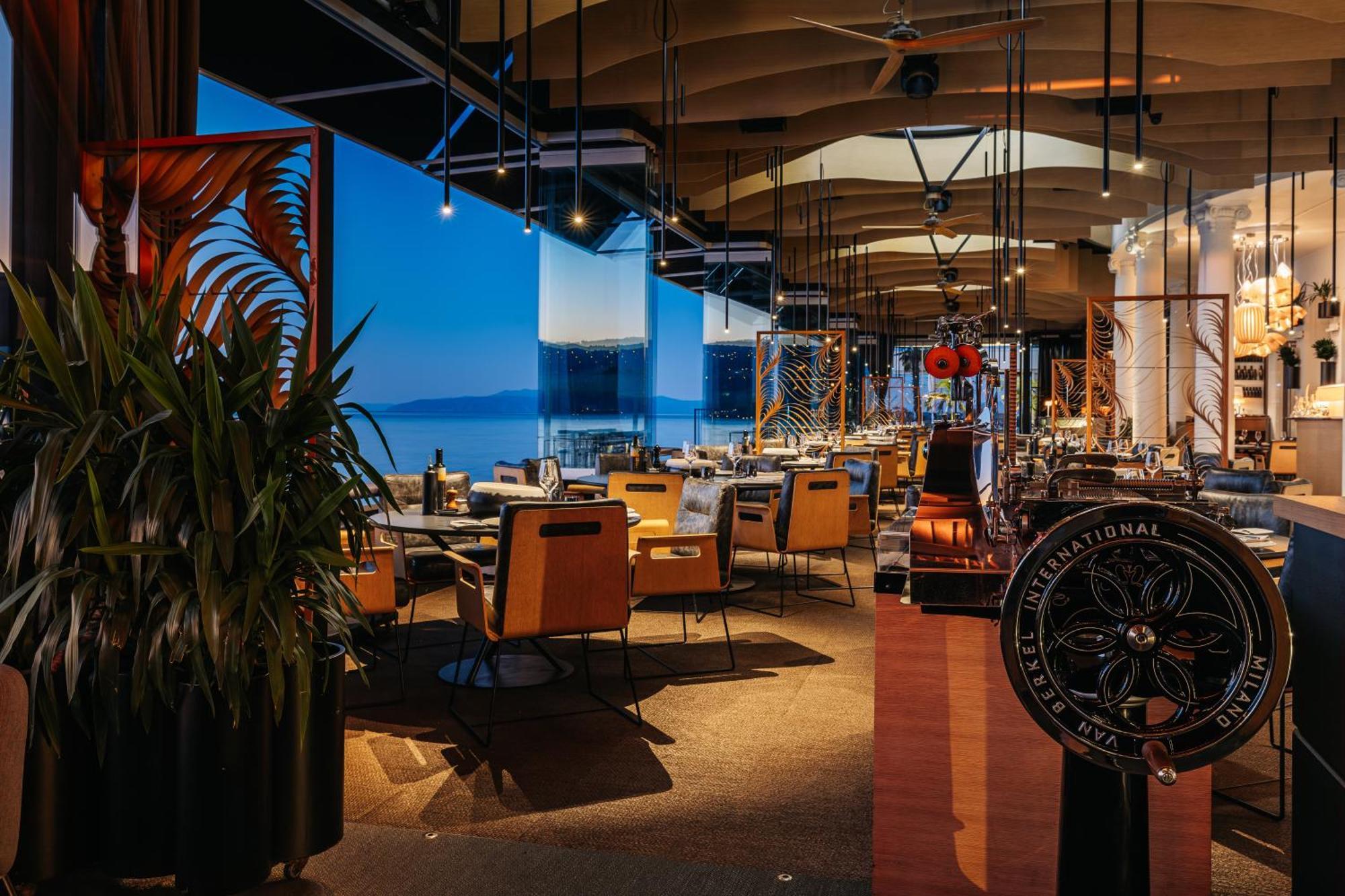Hotel Bevanda & Restaurant - Unique Adriatic 5*